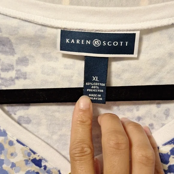 Karen Scott XL blue design Top - Picture 5 of 5